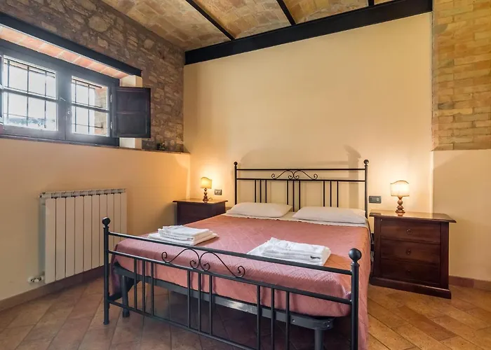 Dom wakacyjny Mansion In With Pool & Hills *