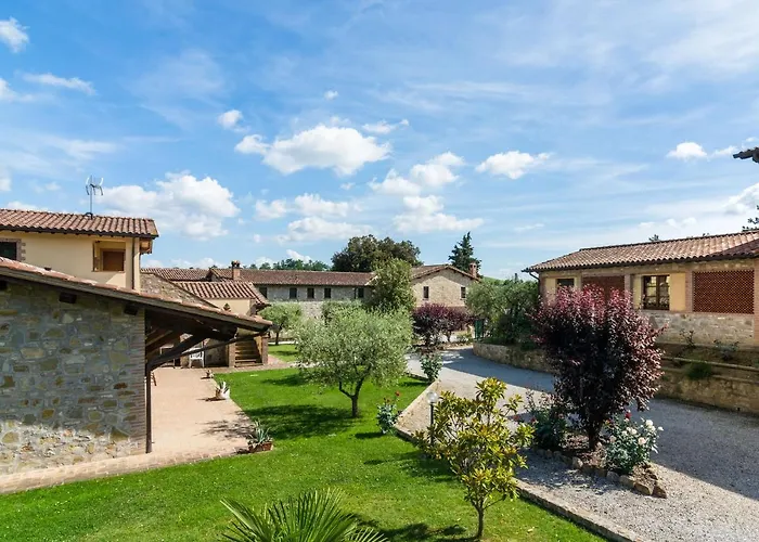 Dom wakacyjny Mansion In With Pool & Hills *